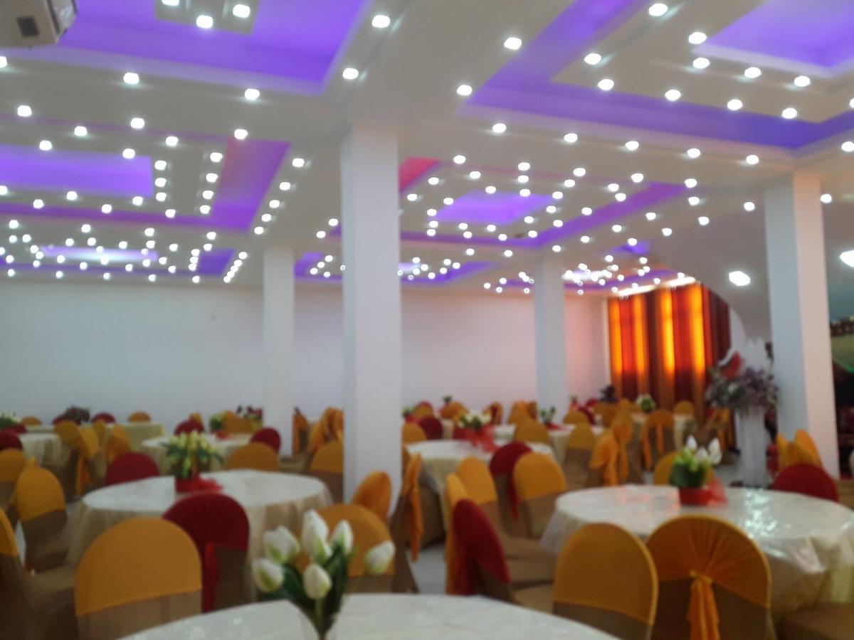 Avanya Hotel And Reception Hall Angunakolapelessa ภายนอก รูปภาพ